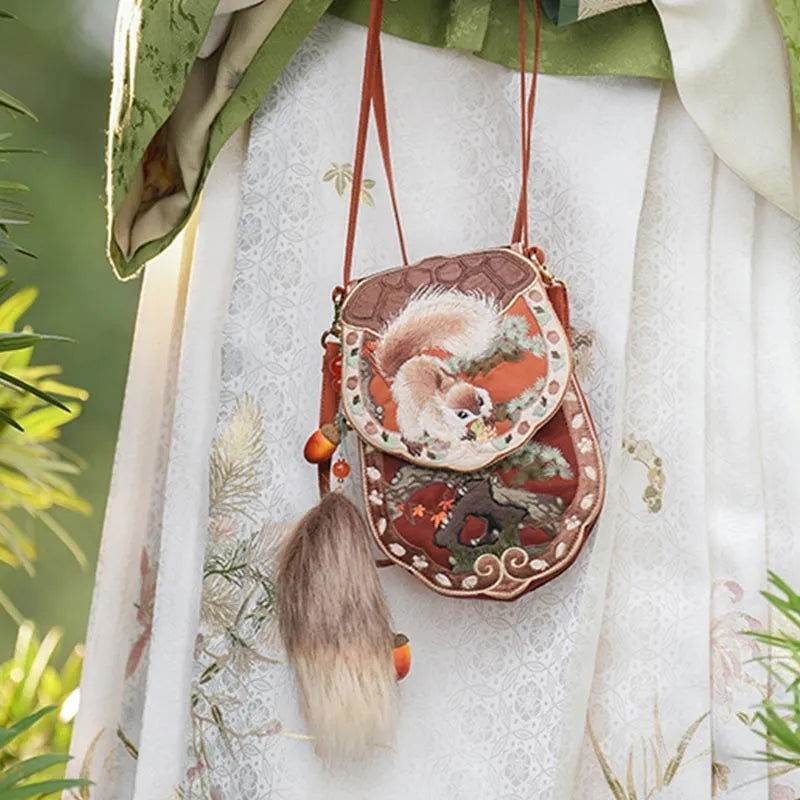 Embroidery Retro Crossbody Phone Wallet Squirrel and Hazel - Image 4